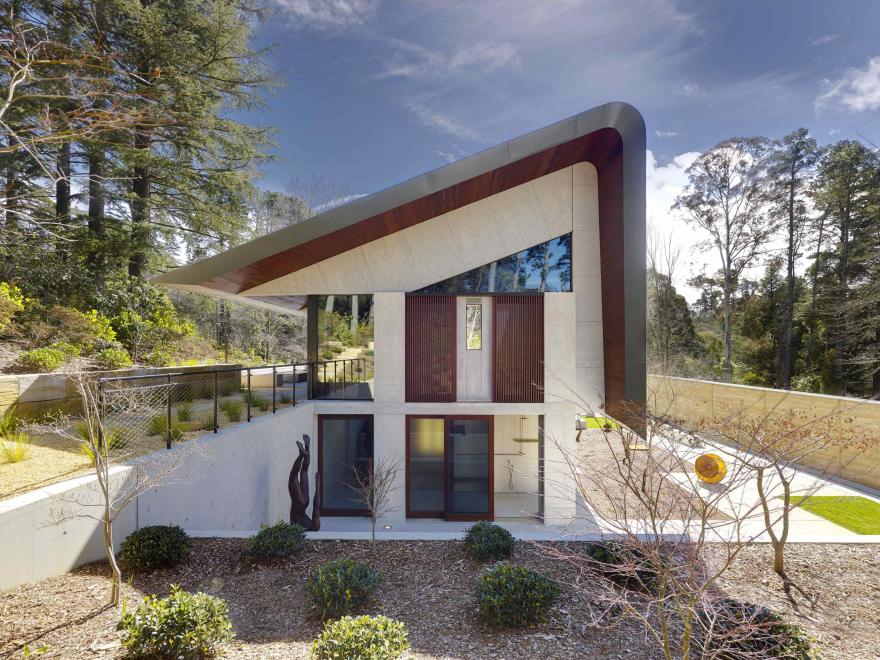 YUNCKEN BUILDERS & PROJECT MANAGERS PTY LTD