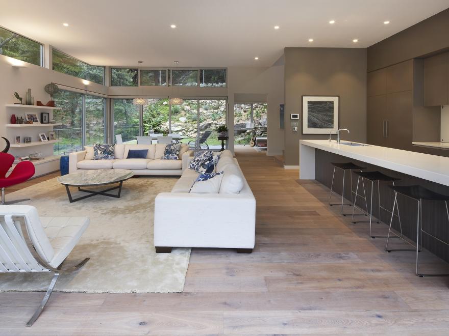 JAKIN CONSTRUCTION GROUP