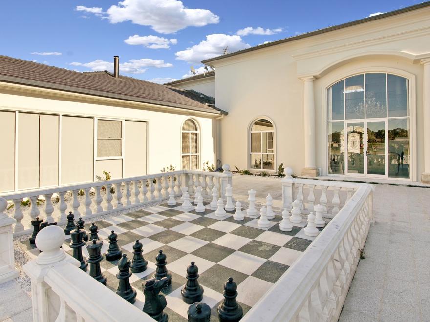 BUILD-IT DEVELOPMENT