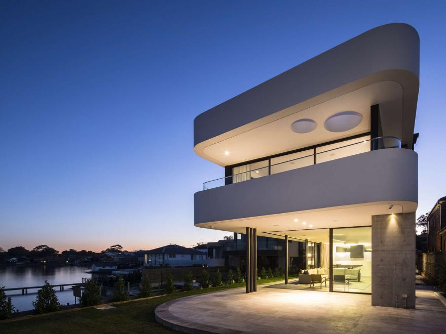 RENBAR CONSTRUCTIONS PTY LTD