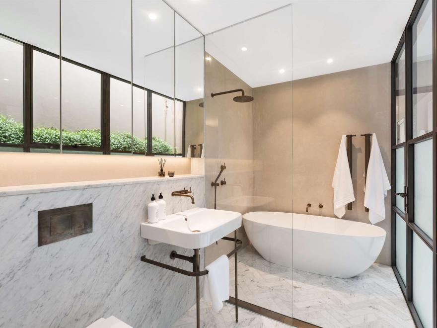 HUNTSMAN CONSTRUCTIONS