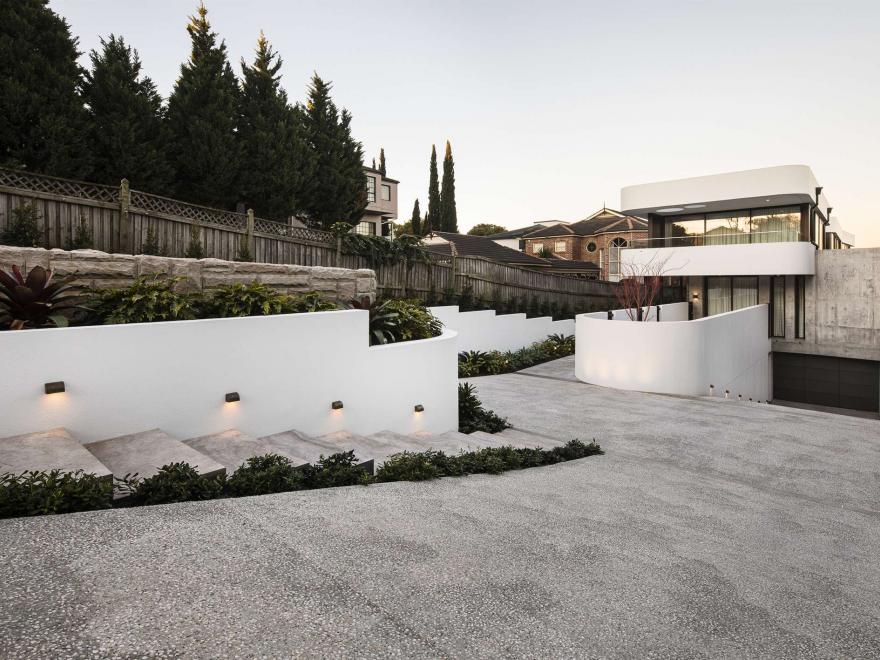 RENBAR CONSTRUCTIONS PTY LTD