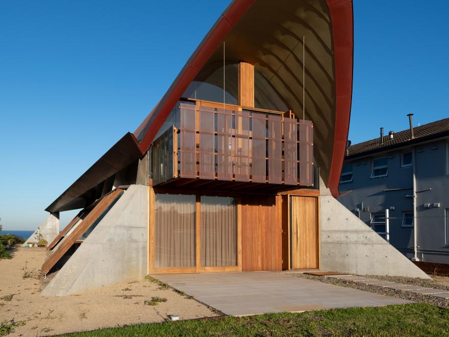 CAPITAL CONSTRUCTION & REFURBISHING PTY LTD