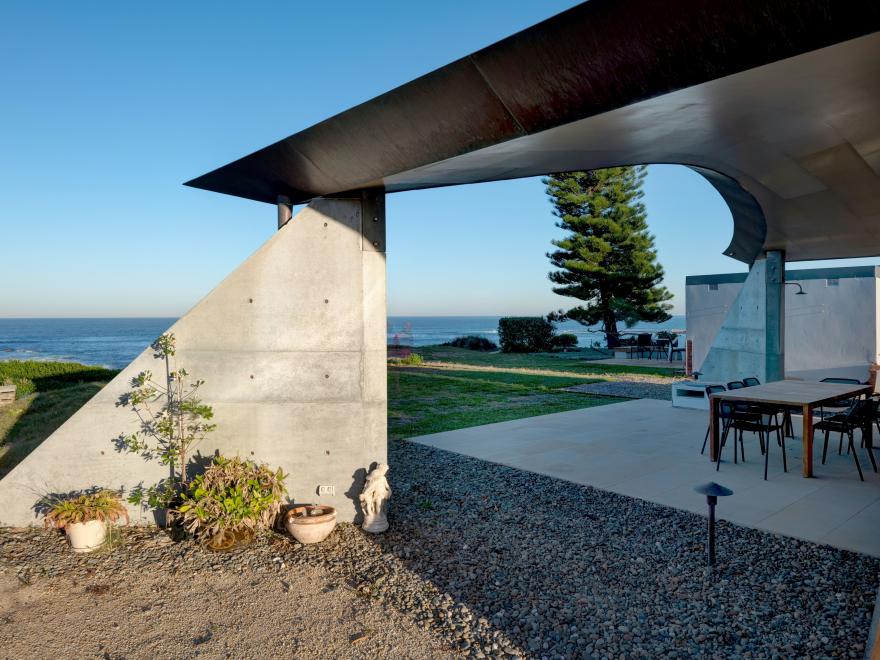 CAPITAL CONSTRUCTION & REFURBISHING PTY LTD