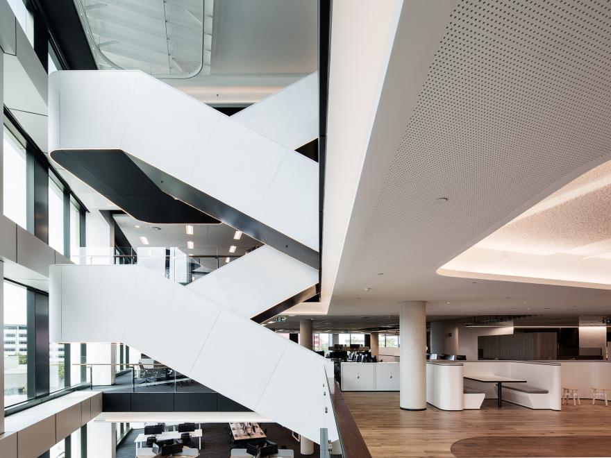 JOHN HOLLAND PTY LTD