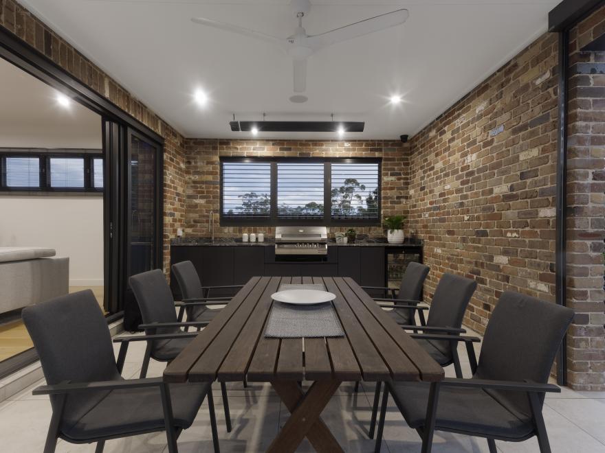 Chateau Architects + Builders