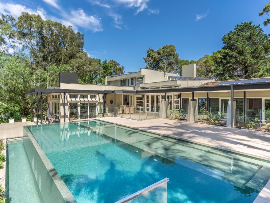 KMD The Outdoor Construction Company