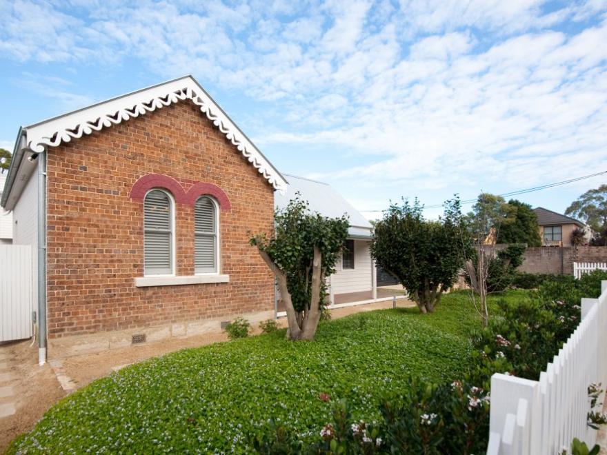 Validvs Constructions