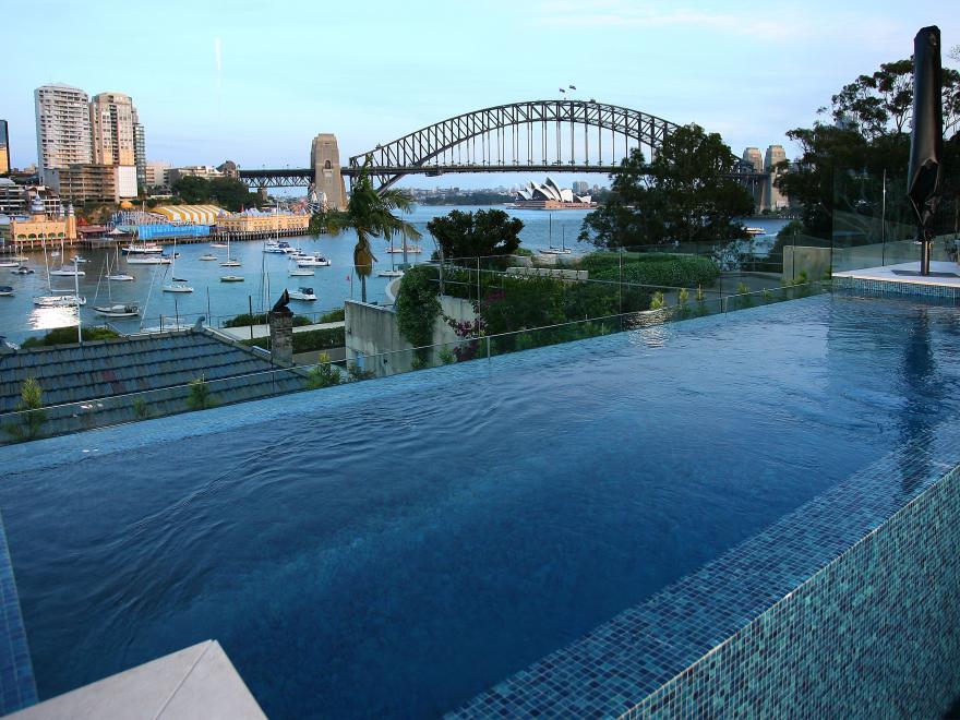 CRYSTAL POOLS PTY LTD