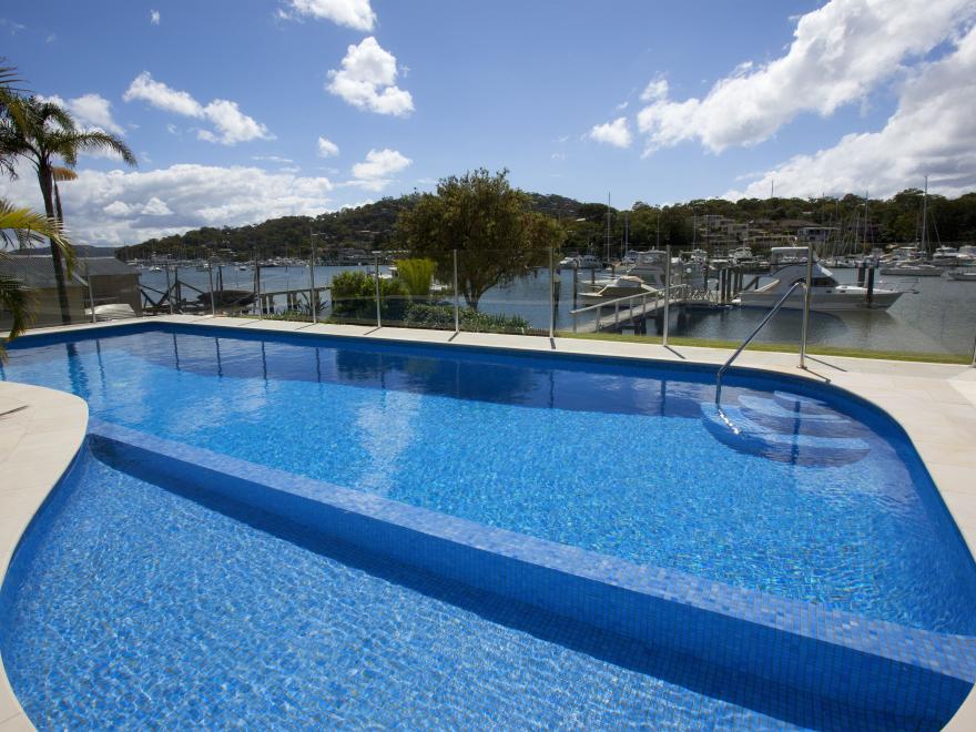 AQUASTONE POOLS & LANDSCAPES PTY LTD