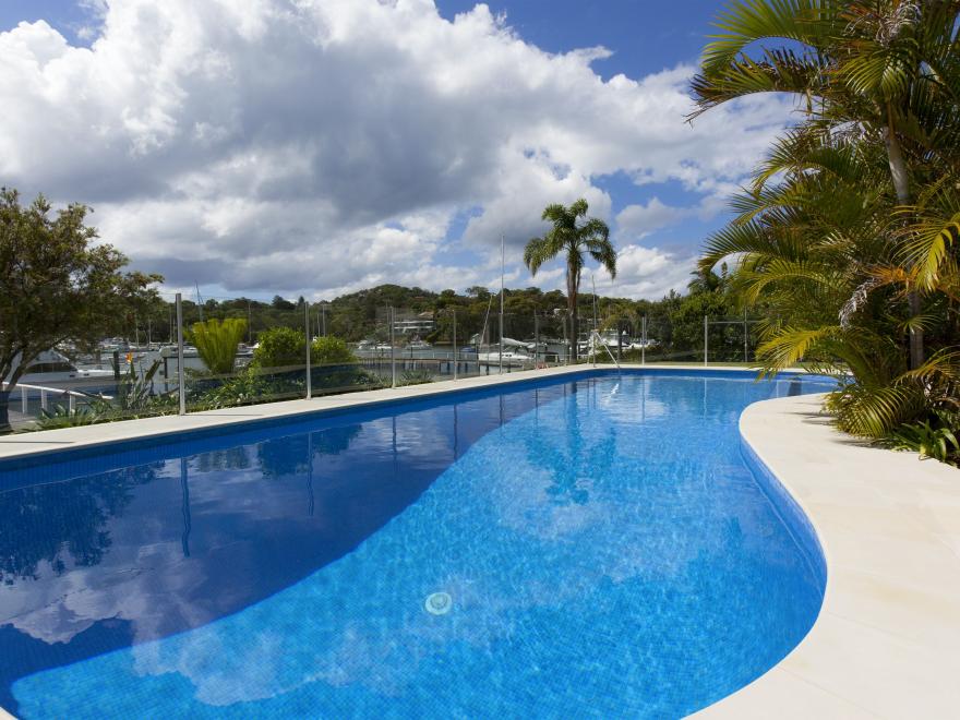 AQUASTONE POOLS & LANDSCAPES PTY LTD