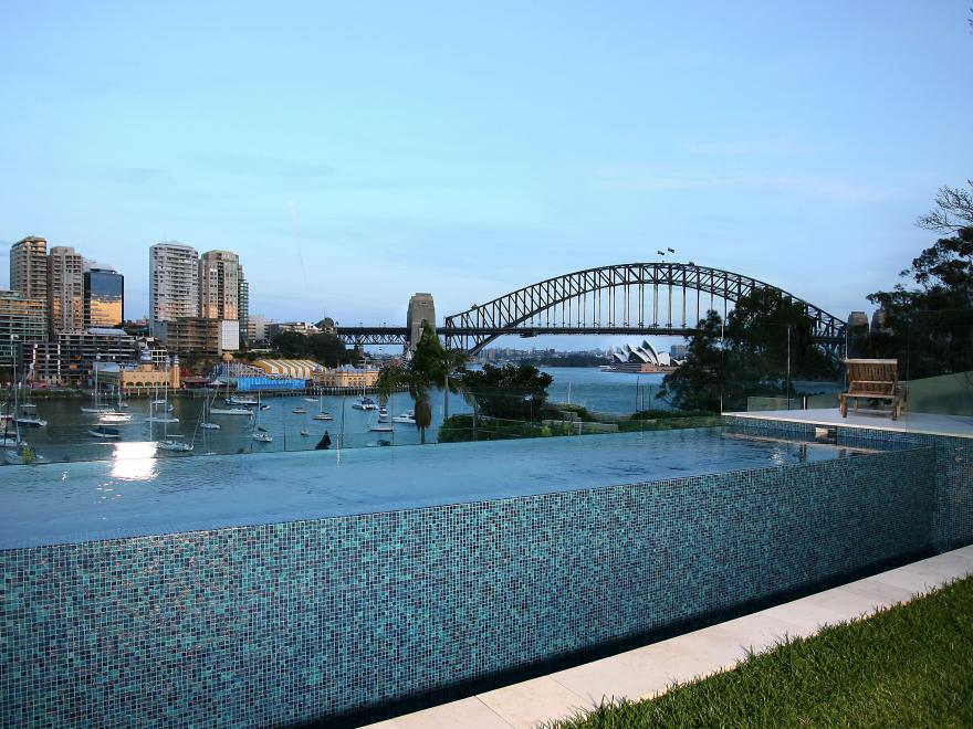 CRYSTAL POOLS PTY LTD