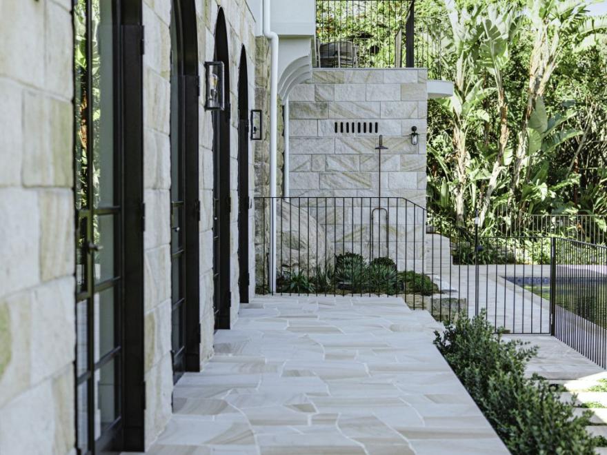 Robbie Stratti - Stratti Building