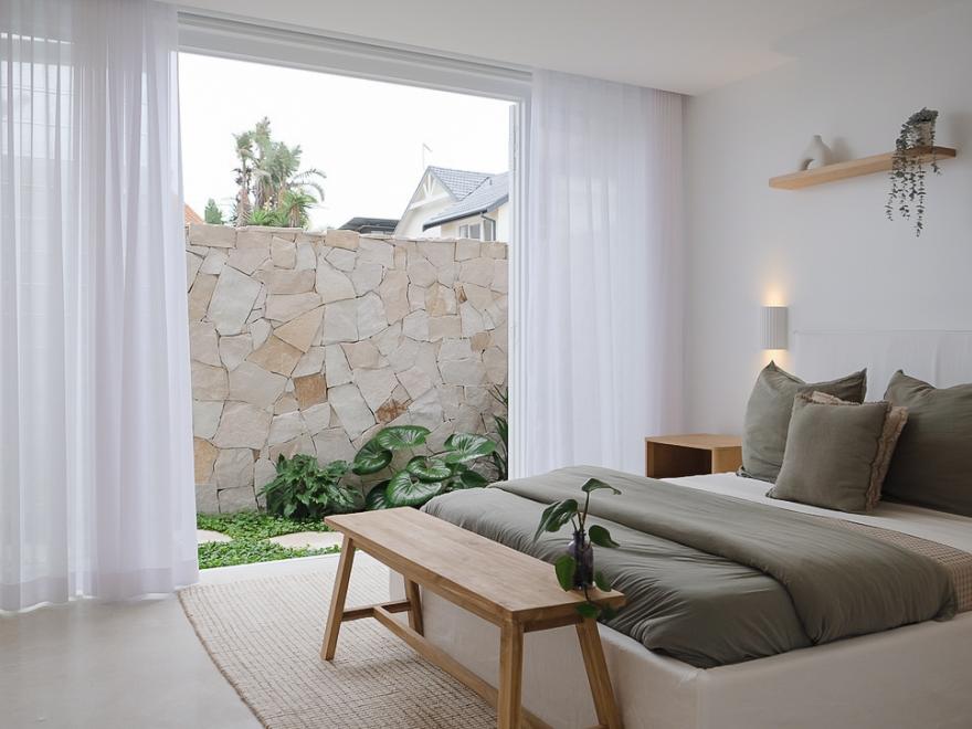 Joshua Yorke - Yorke Built