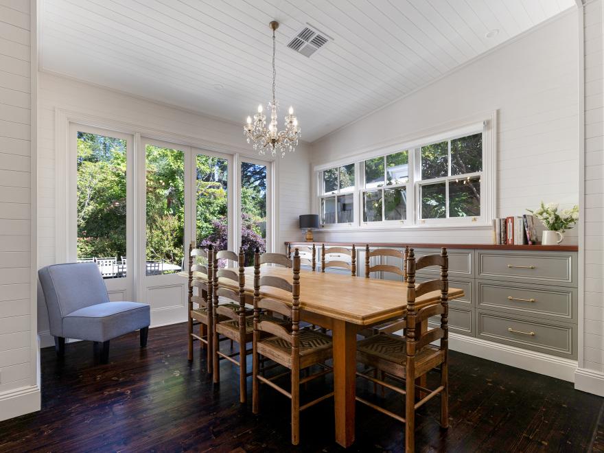 Against the Grain Building & Renovating