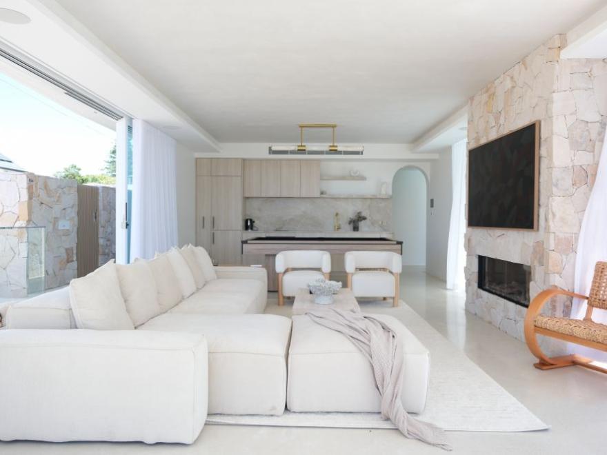 Joshua Yorke - Yorke Built